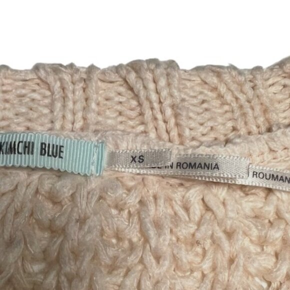 Urban Outfitters Kimchi Blue cream cozy cropped sweater size XS - Picture 4 of 5